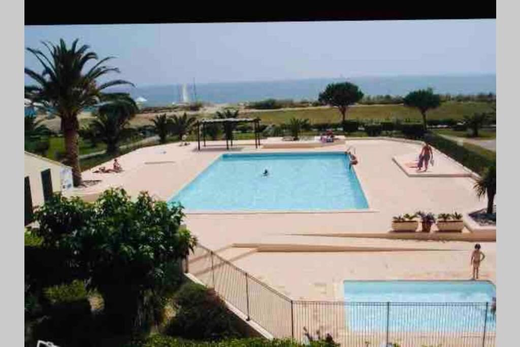 Les Capitelles Bord De Plage Avec Grande Piscine - Vue Montagne Сен-Киприен Екстериор снимка